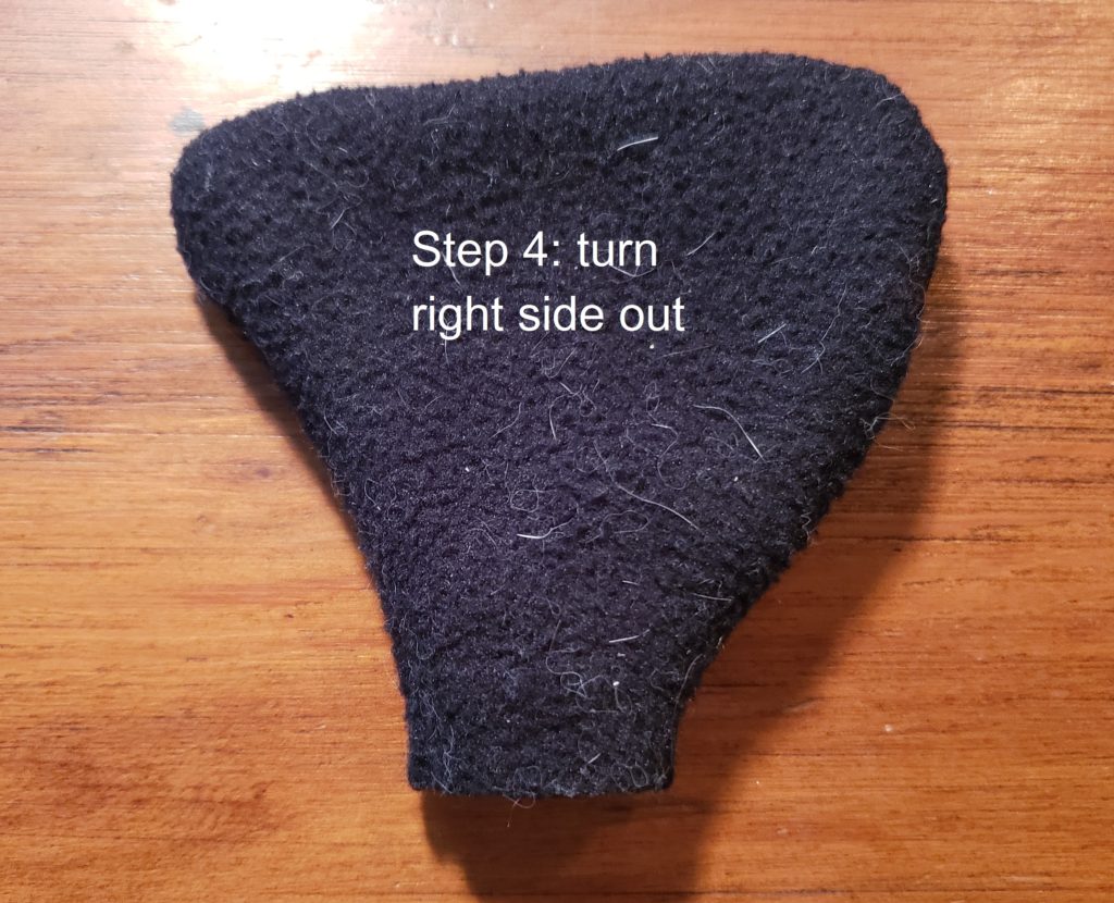 DIY Ear Muffs for Winter Riding – Horse Trail Chicks